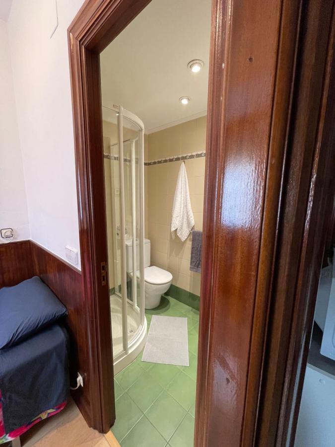 Habitacion Con Bano Privado Bilbao Esterno foto