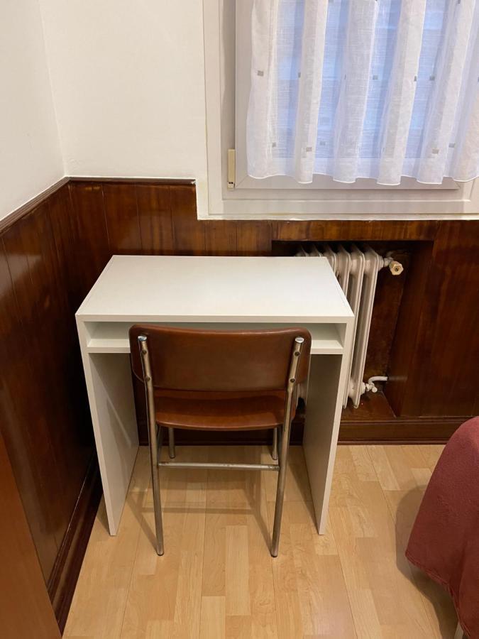 Habitacion Con Bano Privado Bilbao Esterno foto